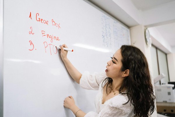 Comment équilibrer ménage et garde d'enfants au quotidien